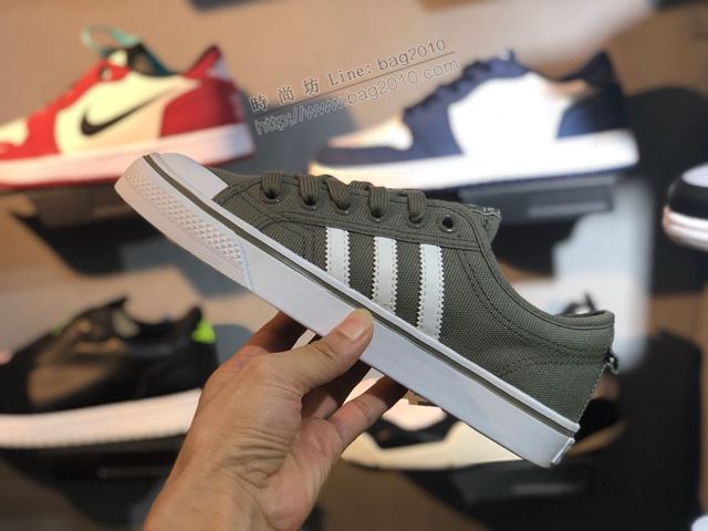 Adidas女鞋 EF1877 真標版本 阿迪達斯三葉草 半截式包膠鞋頭校園百搭休閒帆布女板鞋  hdx13335